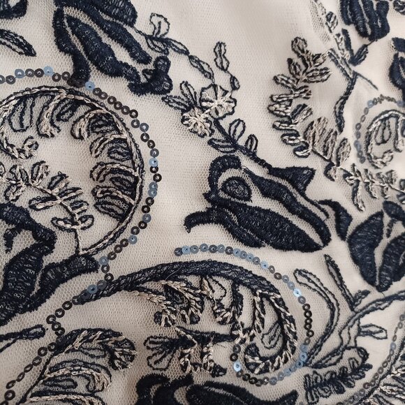 Women's V Cristina White Sheer w/white lining & blue floral embroidery Boho Med - Picture 6 of 9